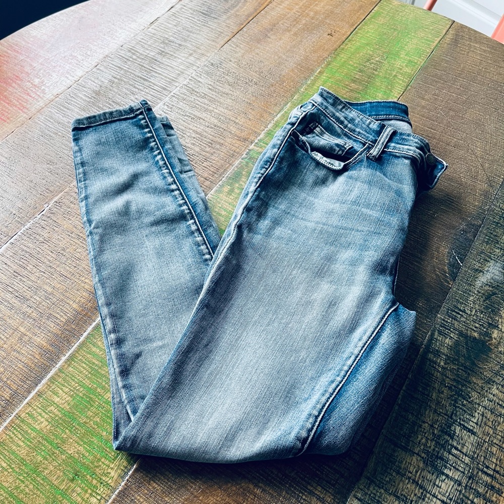 Judy Blue non distressed light wash